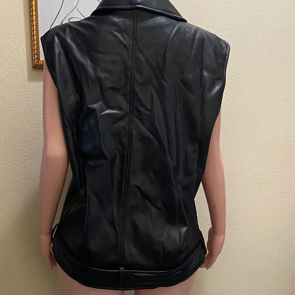 Black Faux Leather Sleeveless Jacket - Picture 3 of 4